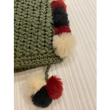 Craftatelier Renkli Ponpon Detaylı El Örgüsü Yeşil Clutch Çanta