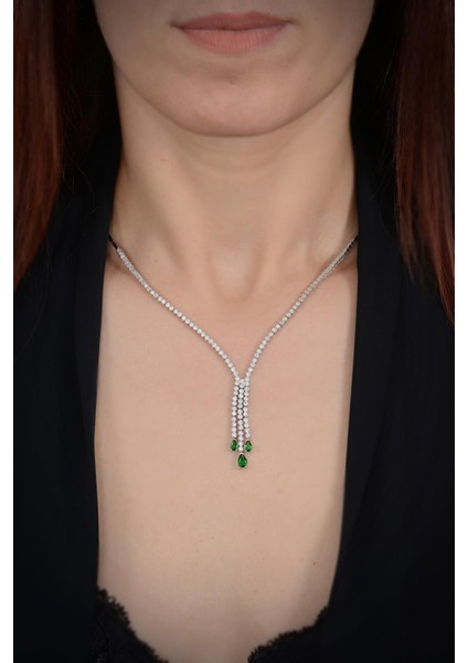 Berva Kadın Zümrüt Taşlı Gümüş Su Yolu Set - Kolye, Bileklik, Küpe, Yüzük modelleri