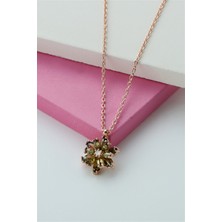 Lieza Jewelry Gümüş Yeşil Taşlı Lotus Çiçeği Kolye