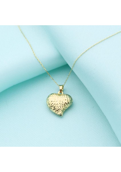 14K Altın Işlemeli Kalp Kolye W4N02278Z