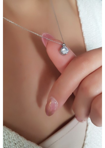 925 Ayar Gümüş Tektaş Kolye