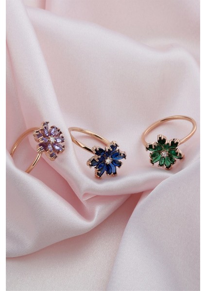 Gümüş Lacivert Taşlı Lotus Çiçeği Yüzük fırsatları