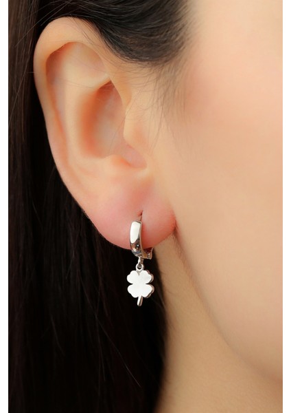 Gümüş Yonca Küpe