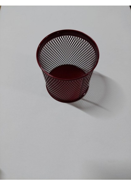 Metal Perfore Silindir Kalemlik - Kırmızı