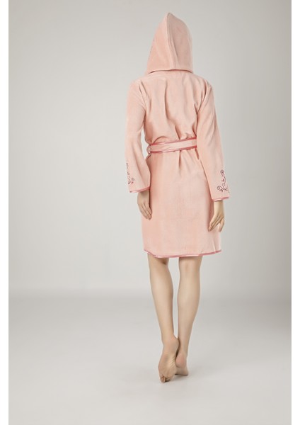 Yavruağzı Nakışlı Bambo Cotton Bayan Bornozu