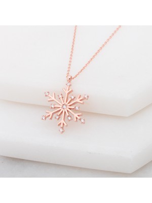 925 Gümüş Kar Tanesi Taşlı 925 Ayar Gümüş Kolye