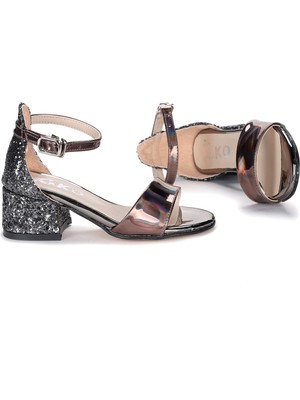 Kiko 768 Ayna Çam Günlük Kız Çocuk 3 cm Topuk Sandalet Ayakkabı Platin