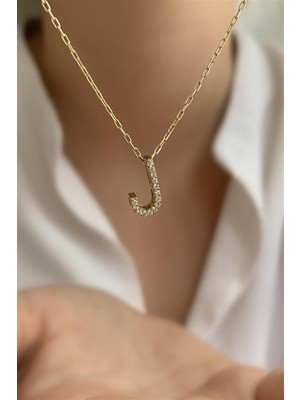 Asurlu 925 Ayar Üç Boyutlu Zirkon Taşlı J Harfli Kolye