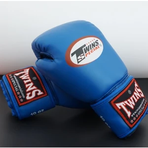 Hakiki Deri Boks Eldiveni Ürün Thailand Malıdır. Üründe Dayanikli Sünger Kullanilmistir - Kırmızı - Mavi - Siyah- Beyaz 10- 12- 14 Oz