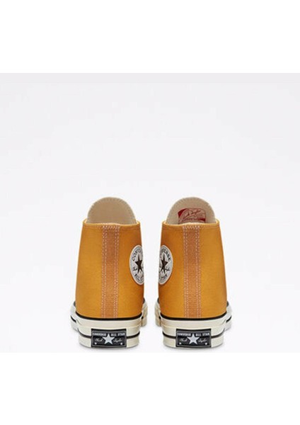 Chuck 70