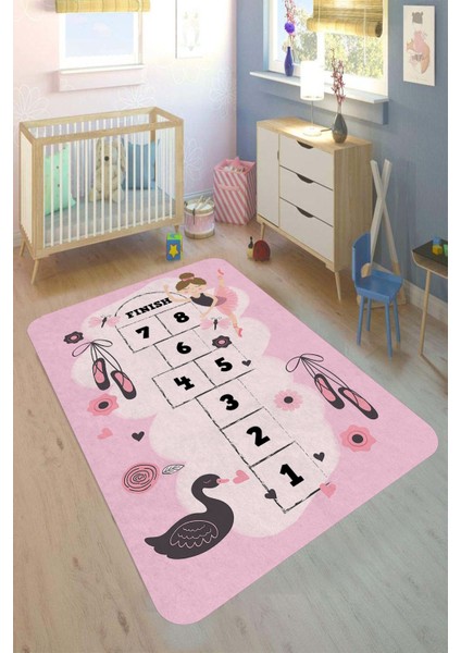 Dijital Baskılı Kaymaz Taban Yıkanabilir Eğlenceli Seksek Oyunlu Pembe Çocuk Odası HALISI-D9038