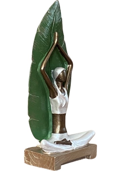 Dekoratif Yapraklı Yogacı Kız fiyatları