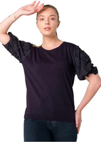 Güpür Dantel Yonca Çiçekli Kol T-Shirt Bluz fırsatları