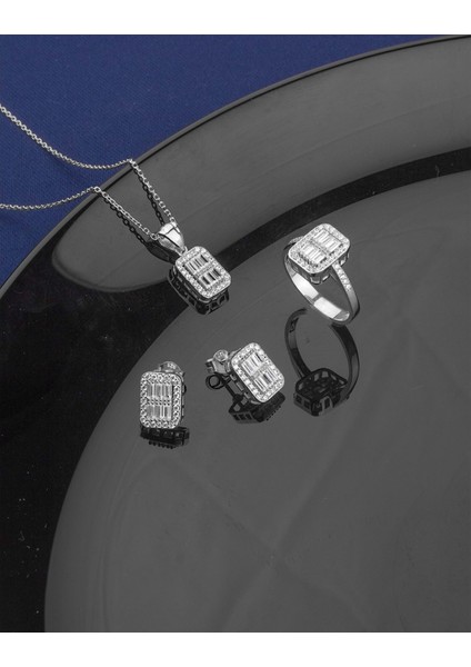 Özel Tasarım Baget Taşlı Gümüş Takı Seti