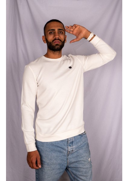Beyaz Renk Beyaz Çizgi Detaylı Erkek Sweatshirt