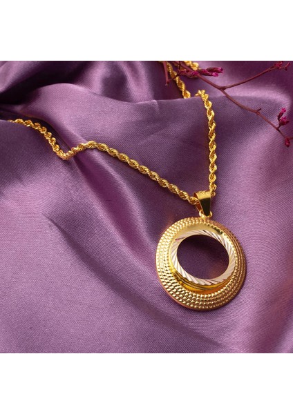 Oval Çerçeve Çeyrek Altınlık Kolye modelleri