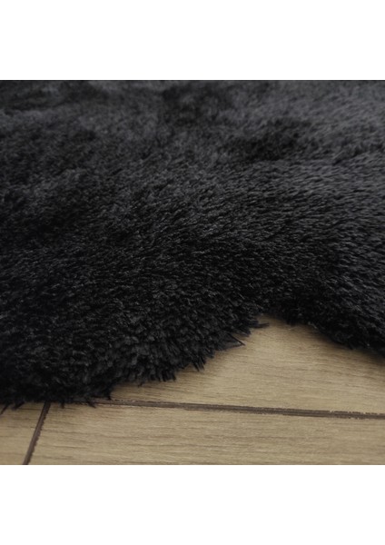 Siyah Yonca Peluş Halı Dekoratif Oda Halısı Kaymaz Taban Pofuduk