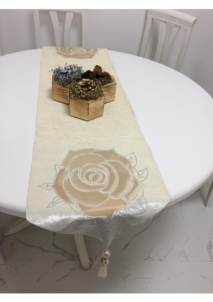Runnervelvet Kristal Taşlı ve Gül Baskılı Kadife Kumaş Krem/Bej Runner 40*160 cm - 392 modelleri