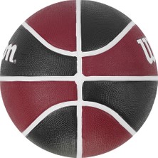 Wilson WTB1300XBMIA Miami Heat 7 No Basketbol Topu