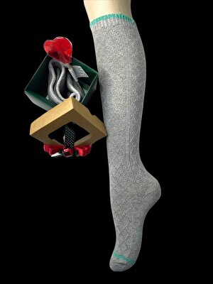 Yonca Butik Uzun Diz Altı Hediye Paketli Çorap Buz Rengi Kalpli Şeker Hediyeli