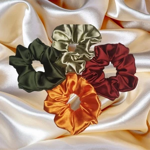 Kadın Lastikli Simit Scrunchie Saç Toka