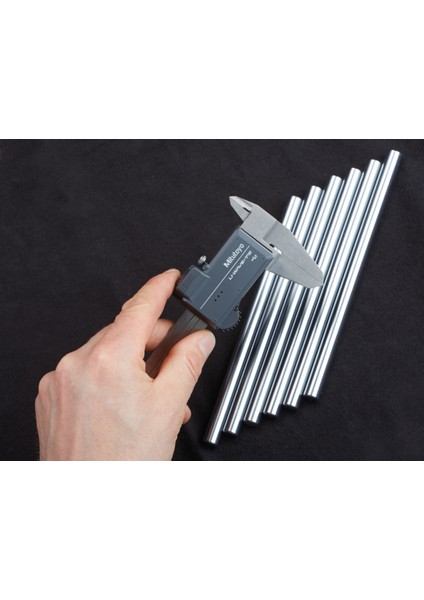 500-172-30 Dijital Abs Aos Kaliper Inç / Metrik, 0-8 '', Blade, Başparmak R., Outp. fiyatları