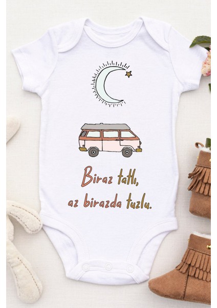 Unisex Bebek Biraz Tatlı Az Birazda Tuzlu Baskılı Body Zıbın fiyatları