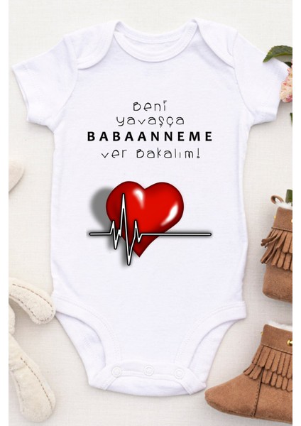 Unisex Bebek Beni Yavaşça Babaanneme Ver Bakalım Baskılı Body Zıbın fiyatları