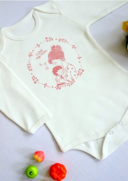 Kız Bebek Annemi Seviyorum Baskılı Body Zıbın