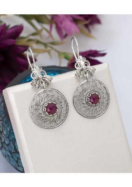 925 Ayar Gümüş Otantik El Işi Telkari Doğal Ruby Opak Yakut Taşlı Kadın Sarkaç Küpe fırsatları