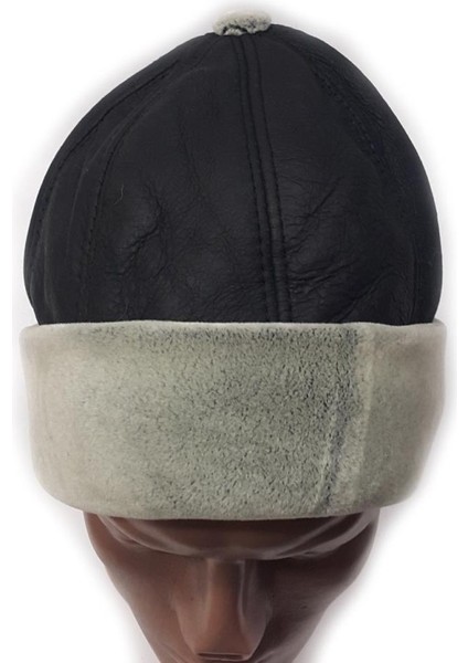 Koyun Kürkü Tasarımlı Gri Deri Şapka fiyatları