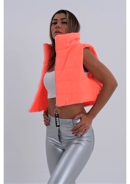 Kadın Nar Çiçeği Dik Yaka Kısa Şişme Yelek modelleri