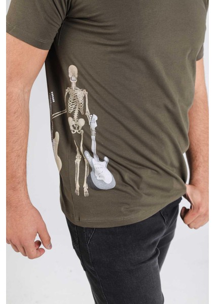 Özel Tasarım Erkek Tişört Müzik Konsepti Baskılı Rocker Skeleton fırsatları