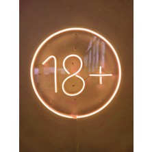 Dekoraven +18  Neon Şekiller Işaret Neon  LED Dekoratif Duvar Aydınlatması Neon Duvar Yazısı