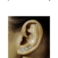 Begonia Accessories 925 Ayar Gümüş 4mm kare zirkon taşlı küpe