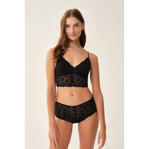 Siyah Üçgen Bralet
