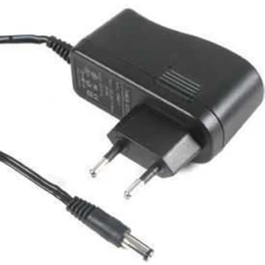 44134 20.5 Volt 0.5 Amper 5.5mm x 2.5mm Plastik Kasa Adaptör