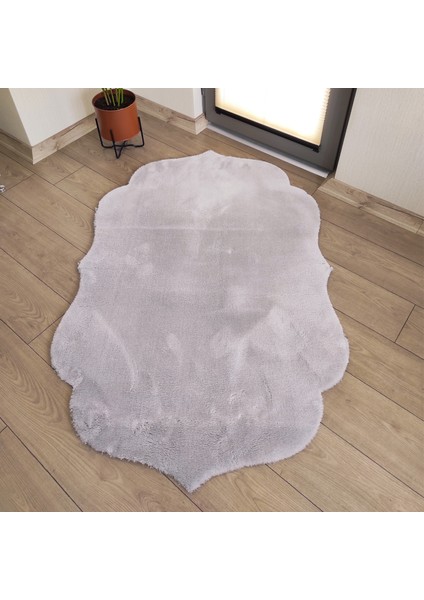 Açık Gri Marjinal Peluş Halı Dekoratif Oda Halısı Kaymaz Taban Pofuduk