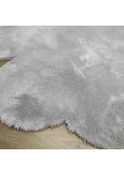 Açık Gri Yonca Peluş Halı Dekoratif Oda Halısı Kaymaz Taban Pofuduk modelleri