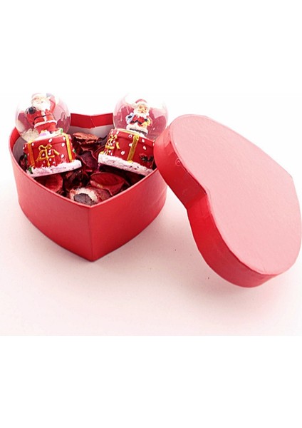 Dekoratif Noel Baba Yeni Yıl Yılbaşı Özel Kalp Kutu Içinde 2 Adet Noel Baba Kar Küresi 6,5 cm ve Kuru Gül fiyatları