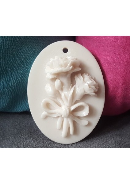 Kadife Çiçeği Kabartma Askı 7,4cm Silikon Kalıp K-082