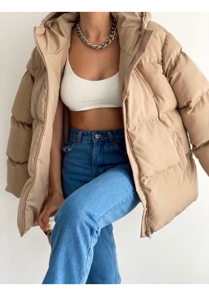 Oversize Kapüşonlu Şişme Mont