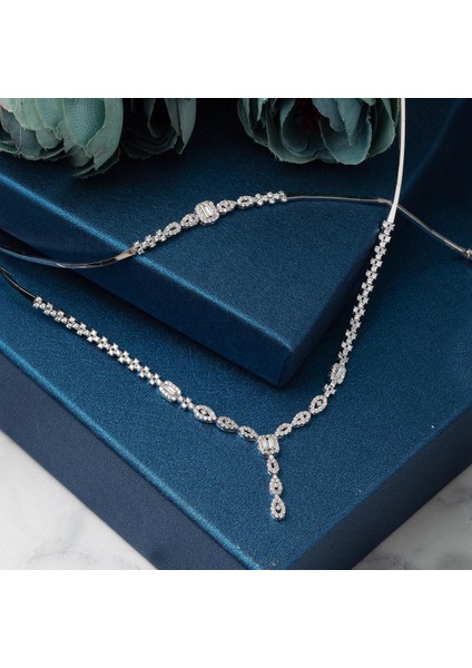 Starlight Baget Taşlı Beyaz Altın Set indirimleri