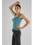 Minimalist Kare Yaka Kolsuz Crop Bluz - Günlük Şıklık 1