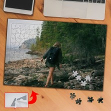 Asilmeydan Taşlı Ormanda Yürüyen Kadın 240 Parça Puzzle Yapboz TABLO-110224