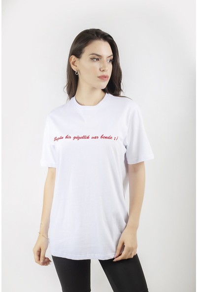 Gisele Beau Kadın T-Shirt