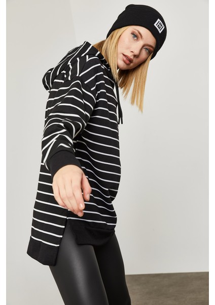 Siyah & Beyaz Çizgili Sweatshirt 2KXK8-45615-02 modelleri