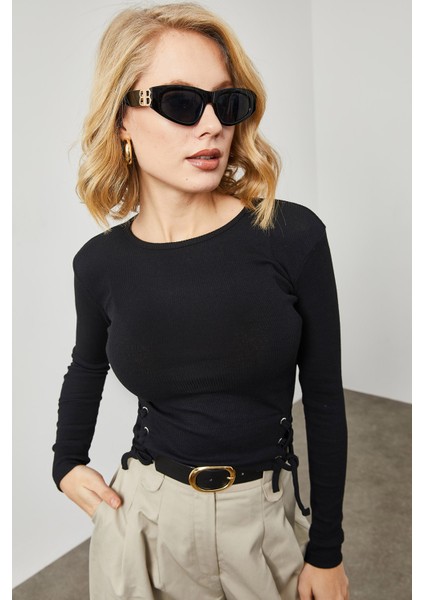 Siyah Yanı Kuşgözü Detaylı Kaşkorse Bluz 2KXK2-45739-02 fiyatları