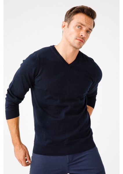 Erkek Basic V Yaka Ince Triko Kazak Koyu Lacivert