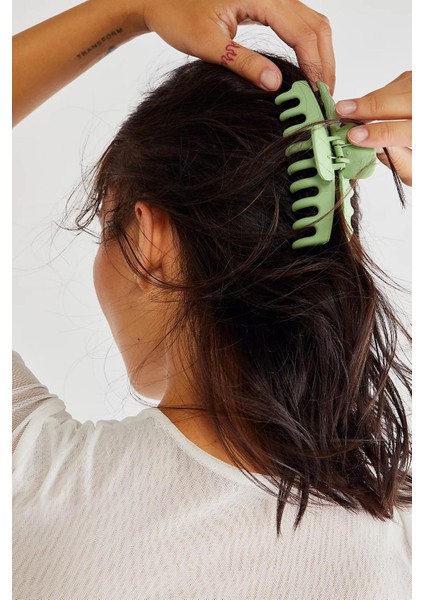 Trendi Büyük Mandal Toka